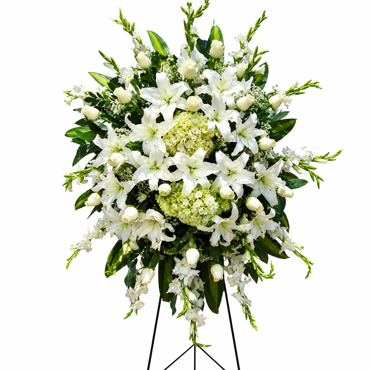 Arreglo floral de condolencias con rosas blancas y lirios blancos para velorios elegante y sobrio con delivery en Lima